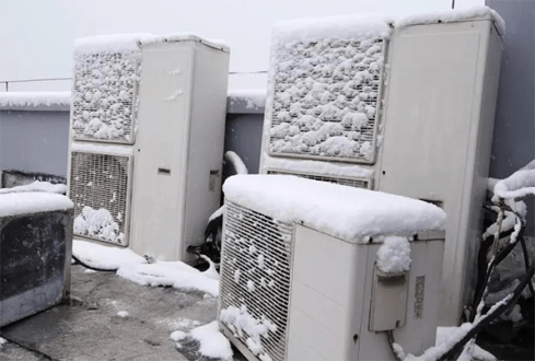 Frozen heat pump outdoor units-min